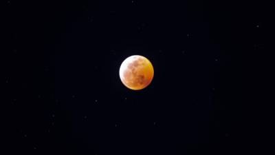 En otros países se apreció la Luna roja. AFP