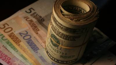 Los países centroamericanos tienen una alta presión por la elevada deuda que los aqueja.