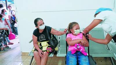 Las vacunas son gratuitas y seguras.