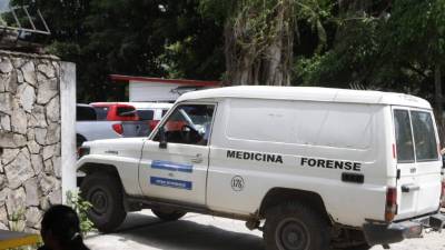 Las víctimas fueron llevadas a la morgue de Medicina Forense de San Pedro Sula.
