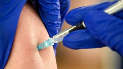 La Comisión Permanente de Vacunación (Stiko) de Alemania recomendó de manera general la vacuna contra covid-19 a partir de los 12 años a mediados de agosto.