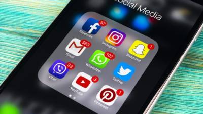 Facebook, Youtube y WhatsApp, están entre las redes sociales favoritas de los usuarios.