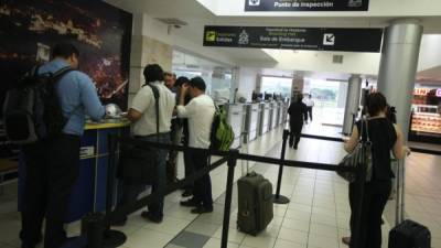 Respecto a los lugares de destino, Estados Unidos ocupa la primera posición con 20.8 millones de emigrantes latinoamericanos y caribeños