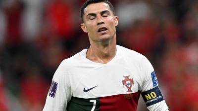 Cristiano Ronaldo no pudo ocultar su tristeza tras quedar eliminado con Portugal ante Marruecos.