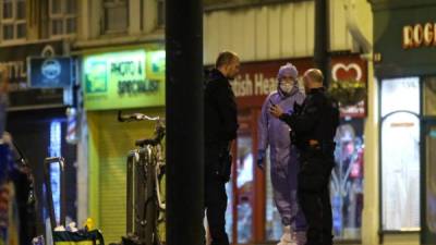 Un muerto y dos heridos dejó un ataque con cuchillo en Londres.