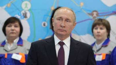 La ley firmada por Putin permite bloquear o multar a los medios digitales que difundan noticias falsas y castigar a quienes cometan 'ofensas a los símbolos del Estado'./AFP.