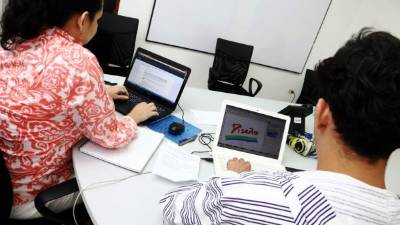 La carrera de diseño es considerada la carrera del futuro. Las recomendaciones para los estudiantes son la actualización permanente en los programas que se utilizan.