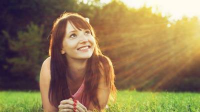 Mantenga una mente positiva que le ayude a mantener una buena alimentación y hacer ejercicio.