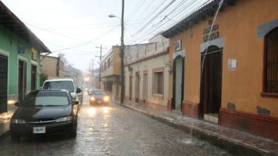 En el occidente se reportan lluvias desde el miércoles.