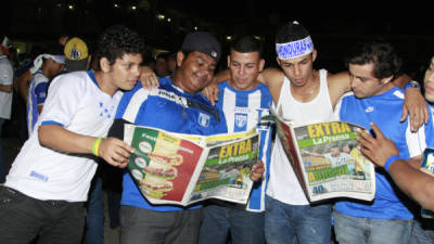 La edición Extra de Diario La Prensa circuló en el Monumento a la Madre, Fuente Luminosa, Hotel Hilton, 105 Brigada, Los Andes, parque central, primera calle, barrio Barandillas y los peajes de San Pedro Sula.