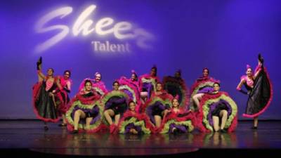 Coreografía Can-Can premiada con medalla de titanio y trofeo por excelencia coreográfica.