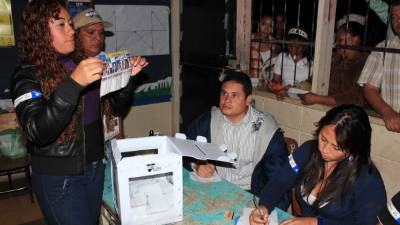 Los poíticos hondureños tendán 10 días para interponer recursos de nulidad a declaratoria electoral.