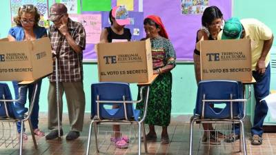 Amplia participación de votantes en elecciones generales en Panamá