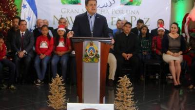 El presidente Juan Orlando Hernández en el anuncio de la gran marcha.