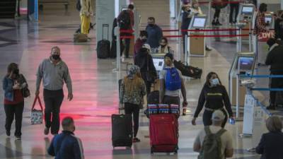 Al menos un millón de personas viajaron cada día de esta semana por el feriado de Acción de Gracias en EEUU./AFP.