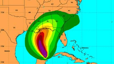 Así es el recorrido de Karen en las próxima horas según el Centro Nacional de Huracanes.