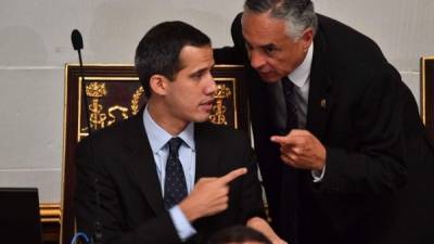El Parlamento de Venezuela autorizó la designación de diplomáticos en América Latina aprobada por Guaidó./AFP.