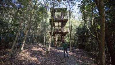 El parque es un área protegida que se localiza entre los occidentales departamentos de Lempira, Copán y Ocotepeque.