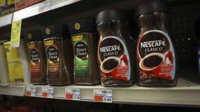 Nestlé obtuvo una licencia para vender productos de Starbucks en todo el mundo./AFP