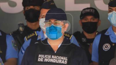 Juan Orlando Hernández fue capturado este martes 15 de febrero de 2022, en Tegucigalpa, luego que Estados Unidos lo solicitara en extradición por vínculos con el narcotráfico. Fotografía: La Prensa
