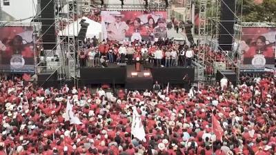 Foto de archivo de una concentración política del Partido Libre.