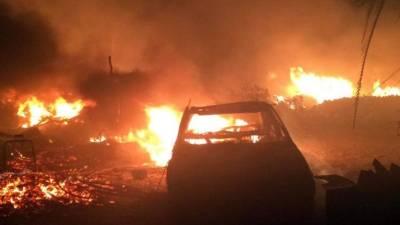 El incendio afectó varias casas de uno de los barrios más humildes de Bogotá.