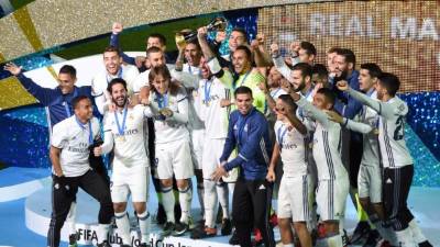 Con este título, el Real Madrid se convierte en el primer club en levantar el trofeo de campeón del mundo cinco veces.