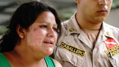 Gloria Yessenia Mejía fue atendida por el Cuerpo de Bomberos.