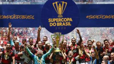 Flamengo festejó por todo lo alto la obtención de la Supercopa 2020.