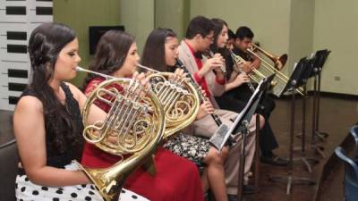 Los jóvenes sampedranos poseen gran habilidad para la música. Fotos: Jorge Monzón