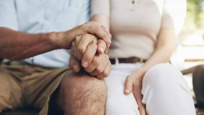 Las ETS pueden producir riesgo de efectos de salud graves y potencialmente permanentes, como dolor crónico, esterilidad y un mayor riesgo de contraer el VIH