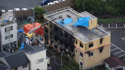 Las instalaciones de un reconocido estudio de animación en Japón fueron incendiadas por un hombre que buscaba 'vengarse' de la compañía en un ataque que causó al menos 33 muertos y decenas de heridos.