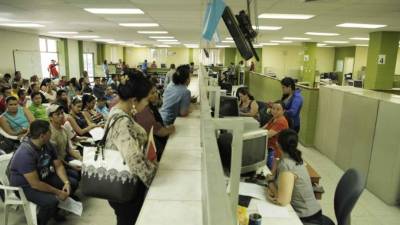 Los nuevos empleados del SAR están trabajando en las antiguas oficinas de la DEI.