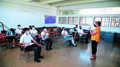 Alumnos del Central Vicente Cáceres en clase.