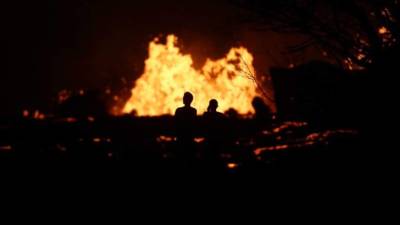 El devastador volcán Kilauea continúa dejando una estela de destrucción en Hawái expulsando ríos de lava que han devorado miles de kilómetros de bosques, residenciales, autos y carreteras, causando millonarias pérdidas en infraestructura en la Isla.