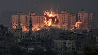 Observatorio Sirio de Derechos Humanos explicó en un comunicado que el lanzamiento se produjo desde el área de Ain Dakar, en Deraa, y atribuyó su autoría a “facciones que trabajan con Hizbulá”