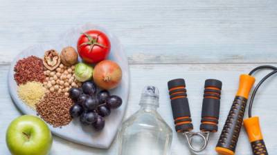 Es importante realizar ejercicio y alimentarse para bajar el riesgo de síndrome metabólico.