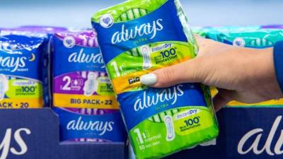 Las adolescentes y mujeres en Escocia podrán recibir tampones y toallas sanitarias gratuitas en todo el país./AFP.