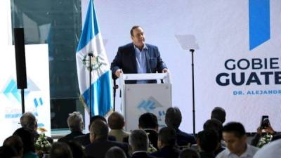La prohibición se mantendrá 'mientras dure el Estado de Calamidad' impuesto por el presidente de Guatemala, Alejandro Giammattei.