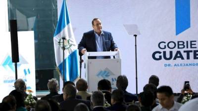 La prohibición se mantendrá 'mientras dure el Estado de Calamidad' impuesto por el presidente de Guatemala, Alejandro Giammattei.