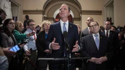 El congresista demócrata Adam Schiff, fiscal del impeachment, acusó a Trump de corrupción durante el inicio del juicio político./AFP.