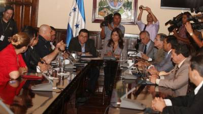 La junta directiva del Congreso Nacional y la Comisión Especial de Seguridad conocieron ayer, por parte de Corrales, los avances en la conformación de la fuerza Tigres.