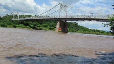 En el sur vigilan el río Choluteca.