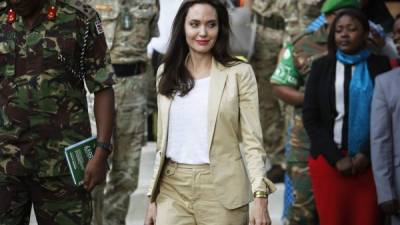 La filantrópica actriz Angelina Jolie
