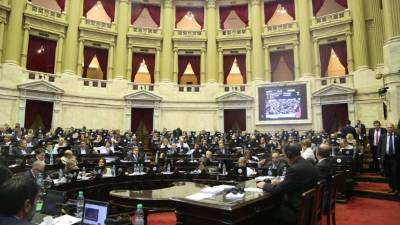 La modificación en el cálculo de pensiones le permitiría al Estado obtener un ahorro de unos 5.630 millones de dólares en 2018.EFE/CÁMARA DE DIPUTADOS SOLO USO EDITORIAL/NO VENTAS