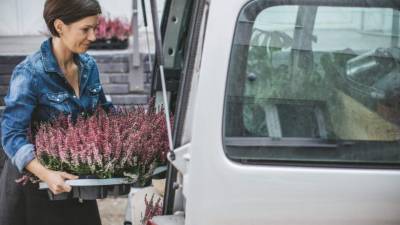 Florist women taking care of her bussines