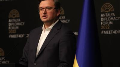 El Ministro de Exteriores de Ucrania, Dmitro Kuleba, destacó que la OTAN no ha hecho nada para poner fin a la invasión rusa.