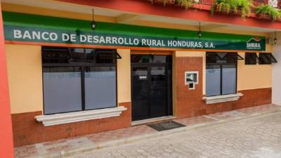 Banrural cuenta con más de 300 puntos de servicio a nivel nacional, cubriendo 17 departamentos del país con presencia en 160 municipios.