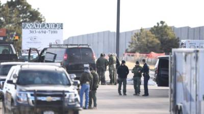 Se supone que el autor del tiroteo fue neutralizado aunque su muerte no había sido oficialmente confirmada.