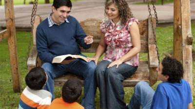 Es importante que los padres de familia fomenten en sus hijos el valor del respeto. Esto les ayudará a ser mejores personas.